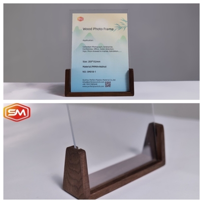 Купить Встроенная акриловая фоторамка с деревянной основой online manufacture